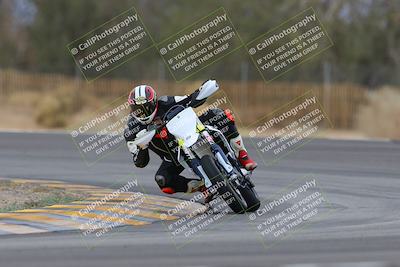 media/Jan-15-2023-SoCal Trackdays (Sun) [[c1237a034a]]/Turn 3 (1115am)/